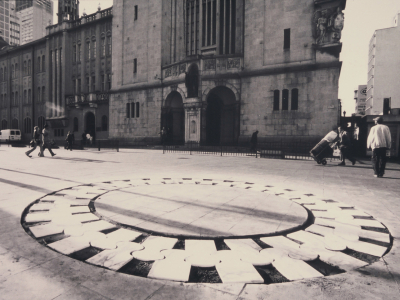 Mosaico Branco por 60 Mulheres/ White Mosaic by 60 Women – 2001