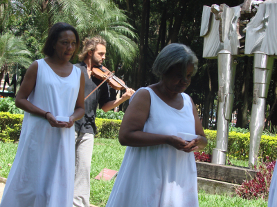 Diluídas em Água/ Diluted in Water – São Paulo – 2011