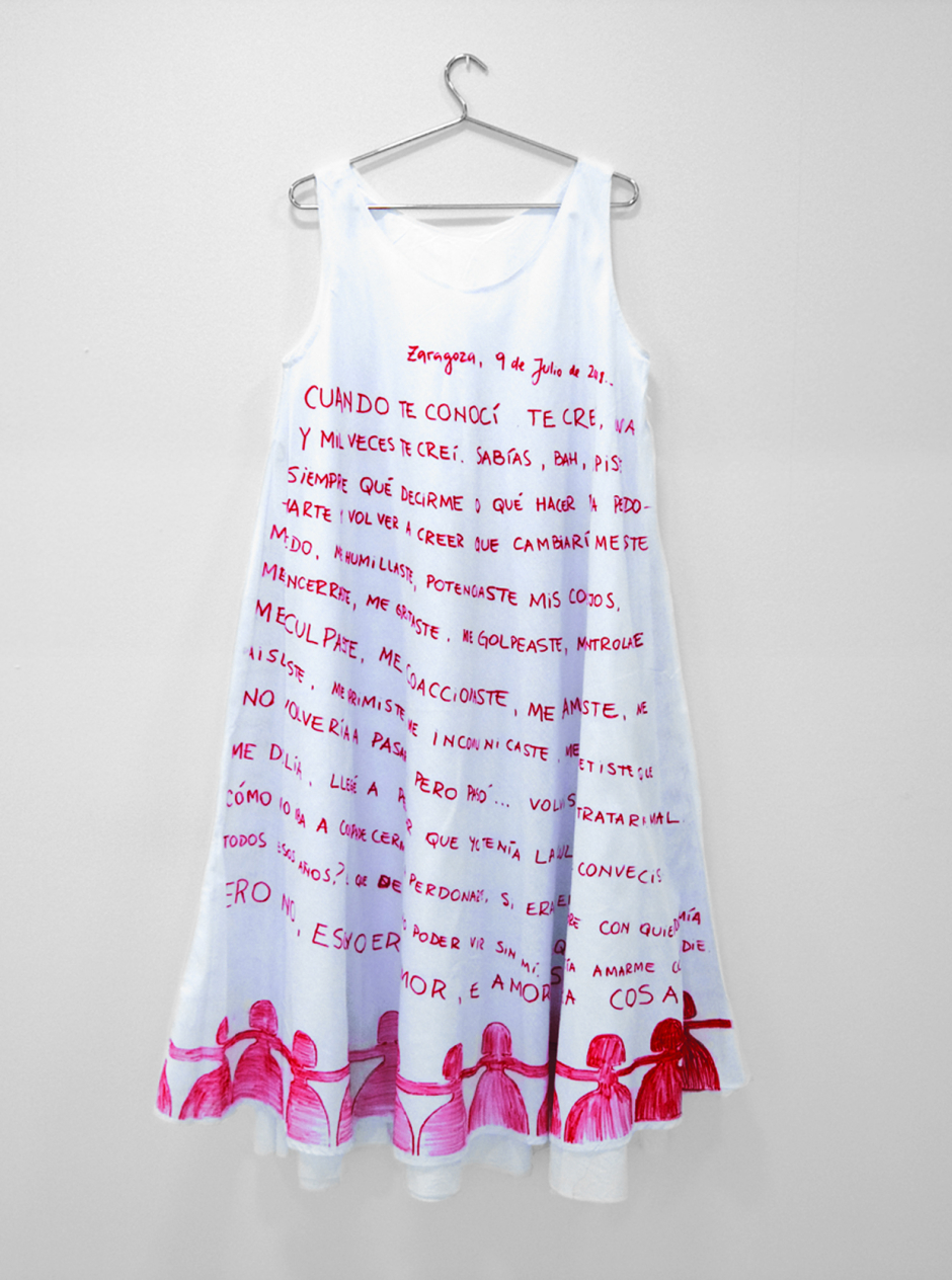 Vestidos-Relatos/ Report-Dresses – 2007 Vestidos-Relatos/ Report-Dresses – 2007