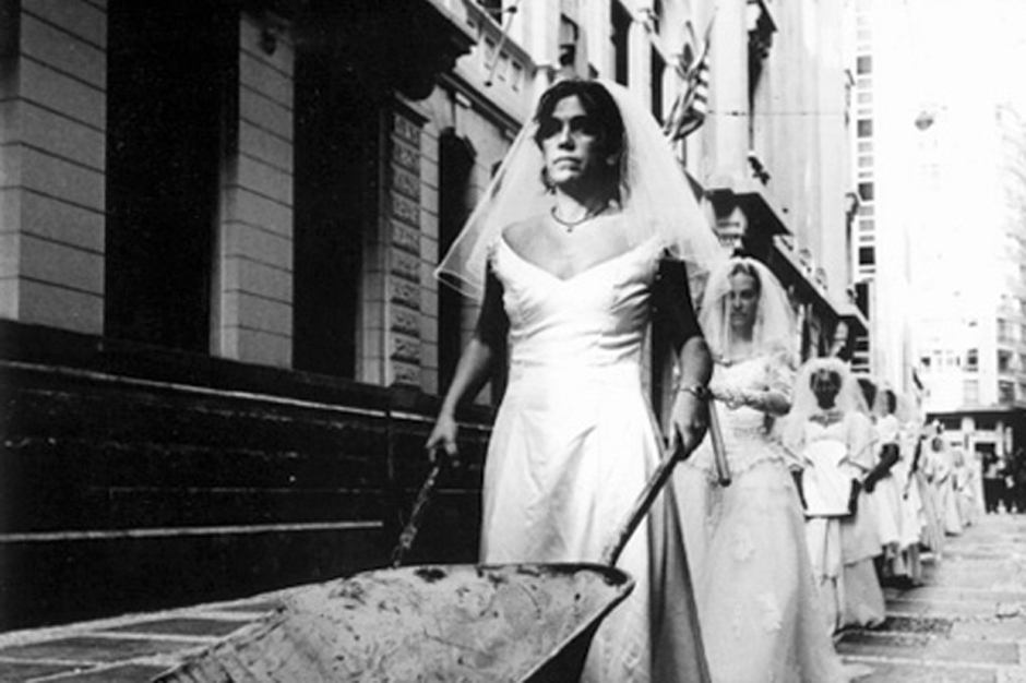 Mosaico Branco por 60 Mulheres/ White Mosaic by 60 Women – 2001 Mosaico Branco por 60 Mulheres/ White Mosaic by 60 Women – 2001