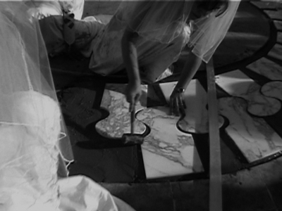 Mosaico Branco por 60 Mulheres/ White Mosaic by 60 Women – 2001