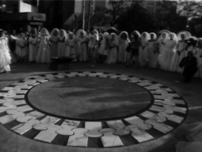 Mosaico Branco por 60 Mulheres/ White Mosaic by 60 Women – 2001