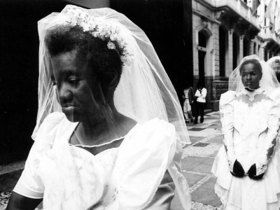 Mosaico Branco por 60 Mulheres/ White Mosaic by 60 Women – 2001