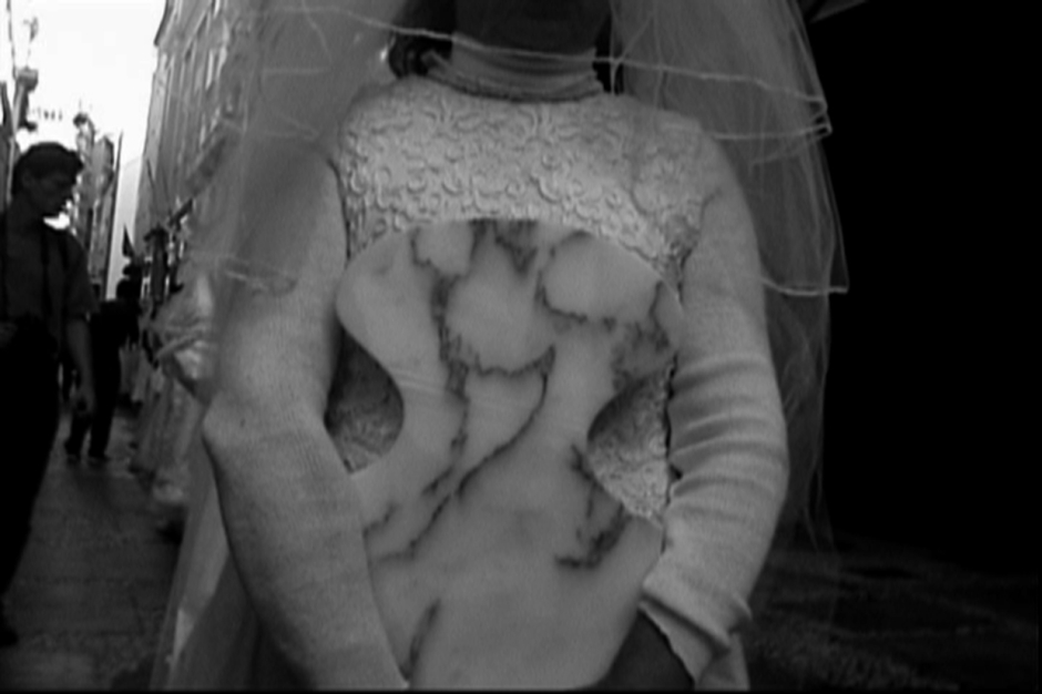 Mosaico Branco por 60 Mulheres/ White Mosaic by 60 Women – 2001 Mosaico Branco por 60 Mulheres/ White Mosaic by 60 Women – 2001