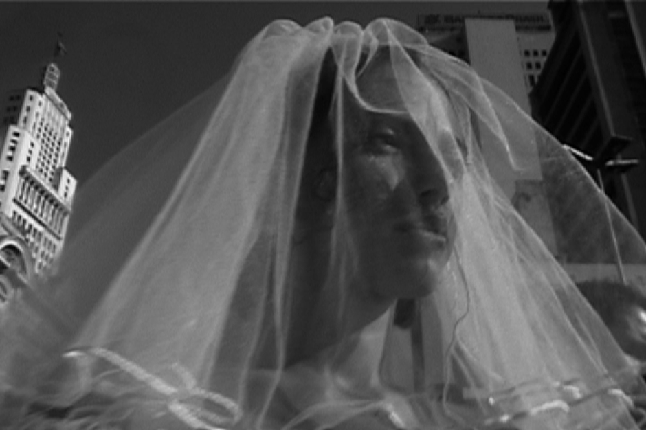 Mosaico Branco por 60 Mulheres/ White Mosaic by 60 Women – 2001 Mosaico Branco por 60 Mulheres/ White Mosaic by 60 Women – 2001