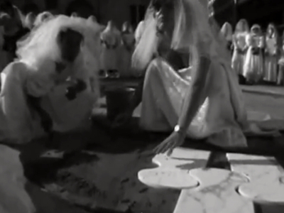 Mosaico Branco por 60 Mulheres/ White Mosaic by 60 Women – 2001