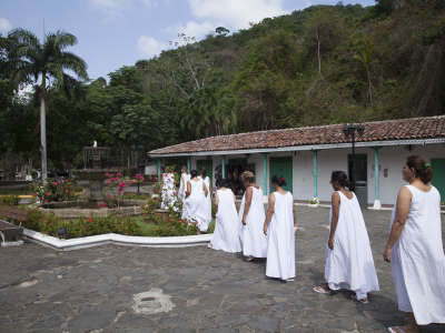 Diluidas en agua Panamá 2013