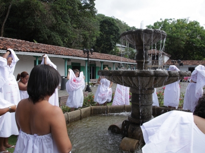 Diluidas en agua Panamá 2013